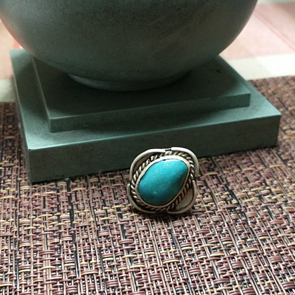 Vintage  Silver  Turquoise  Statement Ring
